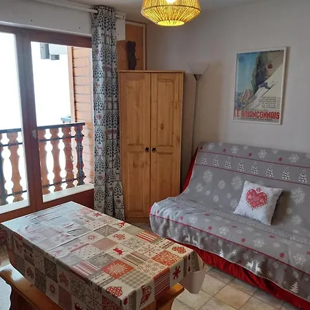 Lumineux Avec Balcon, Vue Montagne, 25m² Apartment Le Biot